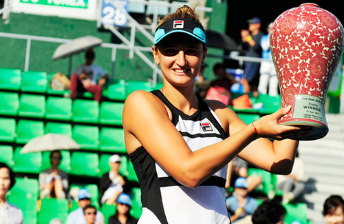 Irina Begu a urcat pe locul 26 in clasamentul WTA, Simona Halep se mentine pe 2