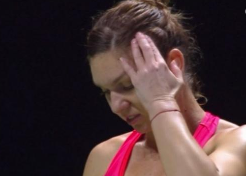 Turneul Campioanelor: Agnieszka Radwanska vs Simona Halep 7-6(5), 6-1/ Halep, eliminata din competitie - Stapanita de nervi