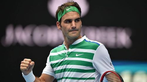 ​Australian Open (m): Roger Federer, la pas in turul trei - A reusit 25 de asi contra lui Alexandr Dolgopolov