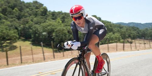 Ciclism: Evelyn Stevens (SUA), nou record mondial al orei - 47,980 km