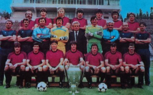 VIDEO Ciolos catre stelistii care au castigat Cupa Campionilor: Am avut sansa sa va vad "in culori"