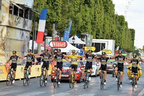 VIDEO ​Ciclism: Turul Frantei - Etapa a 21-a/ Chris Froome, invingator pentru a treia oara in Marea Bucla - Andre Greipel, castigatorul ultimei etape