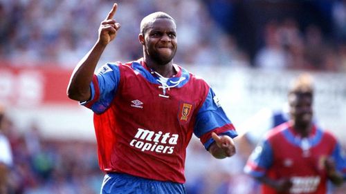 Fostul fotbalist Dalian Atkinson a decedat dupa ce politistii au folosit asupra lui un dispozitiv cu electrosocuri