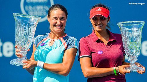 Monica Niculescu si Sania Mirza au castigat proba de dublu de la New Haven