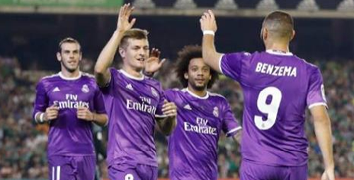 VIDEO Victorii la scor pentru Real Madrid (6-1 cu Betis) si Atletico Madrid (7-1 cu Granada)