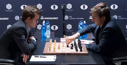 Sah, titlul mondial: Serghei Kariakin a spart gheata - Victorie impotriva lui Magnus Carlsen