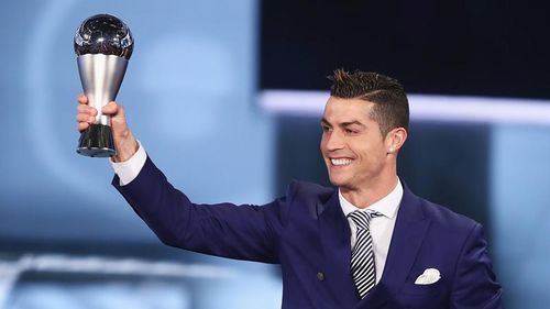 Cristiano Ronaldo a fost pus sub acuzare pentru frauda fiscala / Daca e 
declarat vinovat, risca o amenda de 28 mil euro si trei ani si jumatate 
de inchisoare