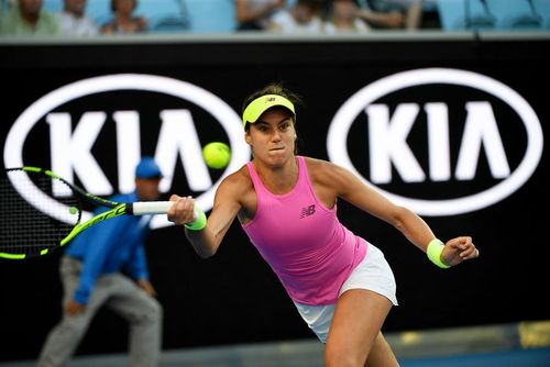 BRD Bucharest Open: Sorana Cîrstea, calificare în sferturile de finală obţinută noaptea, pe ploaie