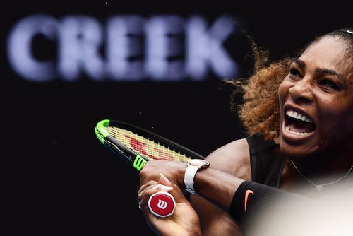 ​VIDEO Australian Open: Serena Williams, in sferturi - Victorie in doua seturi cu Barbora Strycova