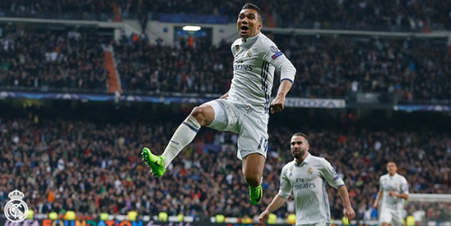 ​VIDEO Real Madrid - Napoli 3-1/ Casemiro, golul serii in Champions League