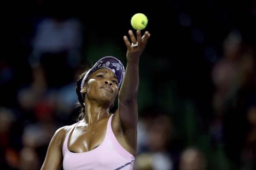 VIDEO WTA Miami: Angelique Kerber, eliminata de Venus Williams in sferturi - Americanca a reusit lovitura zilei