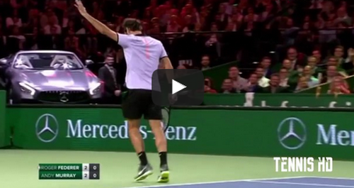 VIDEO Spectacol marca Roger Federer: Elvetianul a castigat meciul demonstrativ cu Andy Murray
