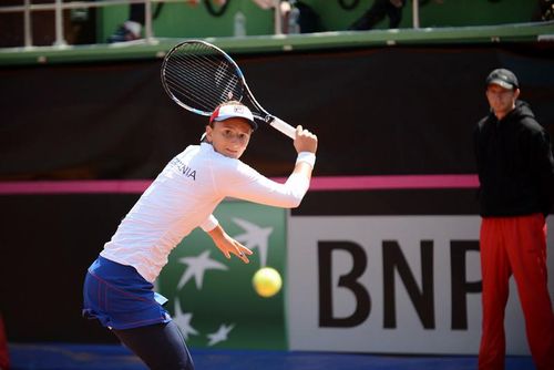 WTA Madrid: Simona Halep si Irina-Camelia Begu, in semifinalele probei de dublu