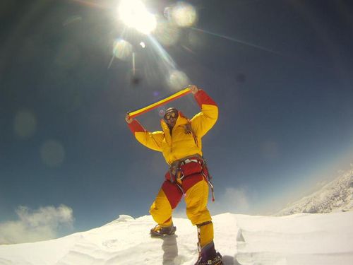 Horia Colibasanu a urcat marti pe Everest fara oxigen si fara serpasi: A fost oribil de greu si foarte, foarte frig