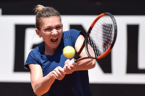 VIDEO WTA Roma: Simona Halep vs Kiki Bertens 7-5, 6-1/ Halep, in finala competitiei de la Foro Italico