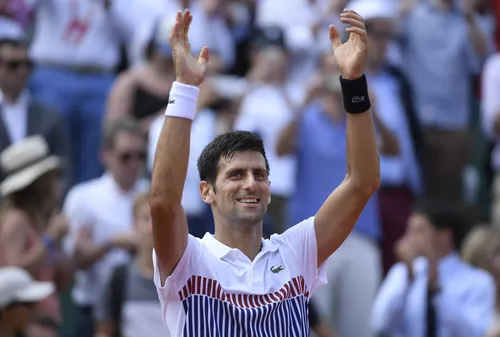 Novak Djokovic: "Vreau sa dau inapoi Serbiei ceea ce mi-a oferit. Am castigat suficienti bani incat sa hranesc toata tara"