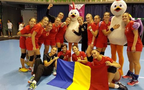 FOTE: Echipa nationala de handbal feminin a Romaniei a castigat medalia de argint