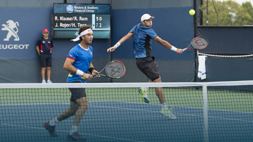 ATP Cincinnati: Tecau si Rojer s-au calificat in sferturile probei de dublu