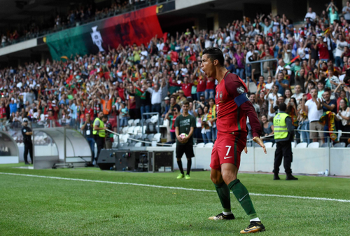 VIDEO CM 2018, preliminarii: Portugalia s-a distrat cu Insulele Feroe; Hat-trick pentru Ronaldo