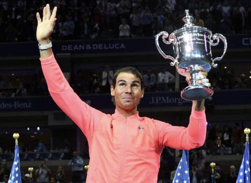 VIDEO Rafael Nadal, dupa ce a castigat US Open: "Nu ma gandesc la recordul lui Federer. Inca am pasiune si dragoste pentru acest sport" (Rezumatul finalei)