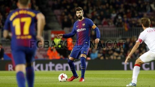 Gerard Pique si-a prelungit contractul cu FC Barcelona pana in 2022 - Clauza de reziliere de 500 de milioane de euro