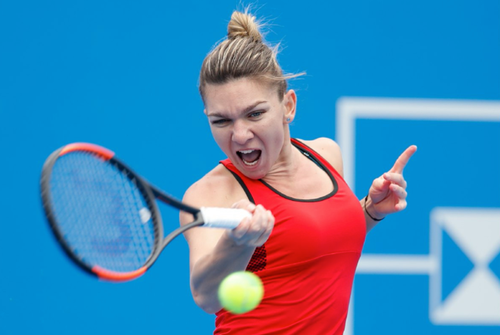 VIDEO WTA Shenzhen: Simona Halep vs Aryna Sabalenka 6-2, 6-2/ Halep s-a calificat in semifinale - Duel cu Irina Begu