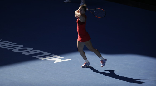 Presa internationala, dupa meciul liderului mondial: "Simona Halep invinge si convinge"