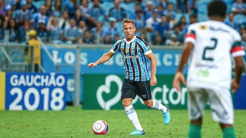 OFICIAL: Barcelona si Gremio s-au inteles pentru transferul lui Arthur - Catalanii vor plati 30 de milioane de euro