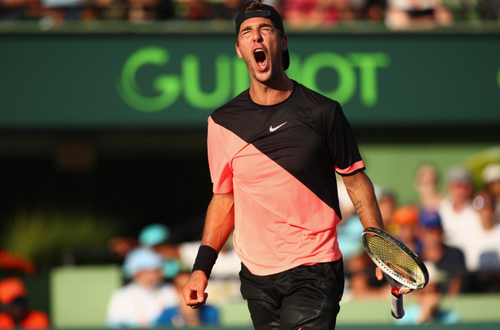 VIDEO Surpriză de proporții la Miami: Roger Federer, eliminat în turul doi de locul 175 ATP - Nadal redevine lider mondial