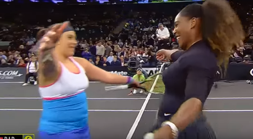 ​VIDEO Serena Williams, ultimul "test" inainte de Indian Wells: Victorie cu Marion Bartoli, infrangere cu Shuai Zhang