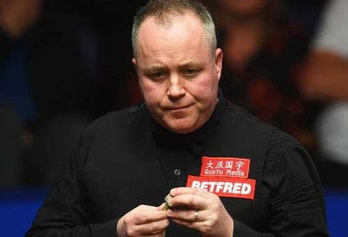 CM Snooker: John Higgins și Barry Hawkins, în avantaj după disputarea primei sesiuni a semifinalelor