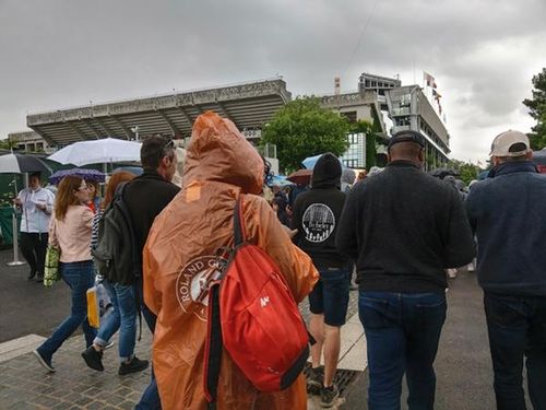 Ploaia face legea la Paris - Nu se va mai juca niciun meci vineri la Roland Garros