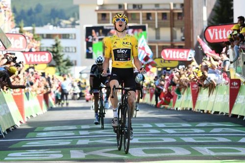 Turul Franței: Geraint Thomas, învingător pe Alpe D'Huez - Al doilea succes consecutiv pentru rutierul de la Sky