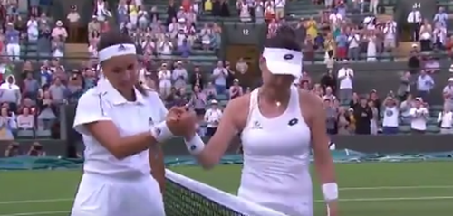 ​Wimbledon: Mihaela Buzărnescu, calificare muncită în turul doi; Gabriela Ruse, eliminată de Radwanska după ce a ratat șase mingi de meci