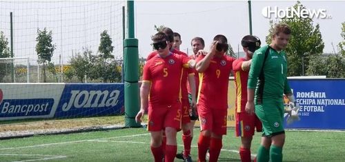 VIDEO Cum joacă echipa de fotbal pentru nevăzători a României / “Fotbalul pentru noi este viață. Mișcarea este viață!”