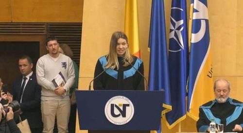 VIDEO Simona Halep, după ce a primit titlul de Doctor Honoris Causa al Universităţii de Vest din Timişoara "Atunci când îți dorești cu adevărat ceva, nu trebuie să renunți"