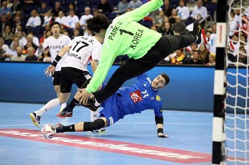 ​​CM Handbal (m): Victorii pentru favorite/ Egal între Germania și Rusia (Rezultatele zilei)