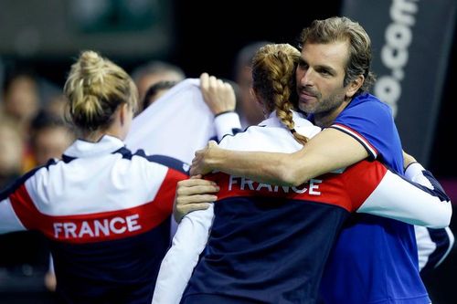 FedCup, semifinale - Julien Benneteau, căpitan nejucător al Franței: "Forţa noastră e că avem multe opţiuni şi la simplu şi la dublu"