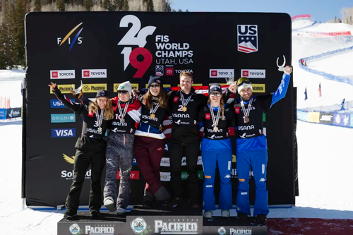 VIDEO Eva Samkova şi Mick Dierdorff, campioni mondiali la snowboardcross