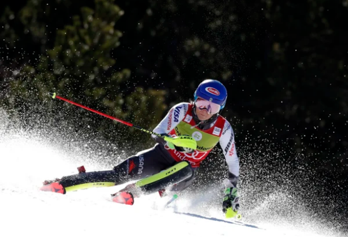 VIDEO Schi alpin: Mikaela Shiffrin, a 60-a victorie în Cupa Mondială - Americanca a câștigat globul de cristal și la slalom uriaș