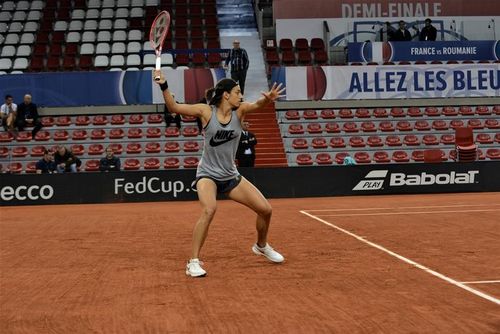 Caroline Garcia, principala favorită, debut cu o victorie clară la Nottingham