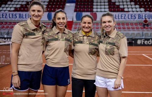 FOTO FedCup, semifinale: "Tricolorele", încurajate de militarii români din Afganistan