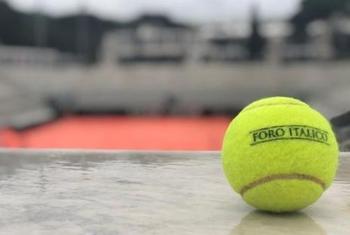 Plouă în continuare la Roma - Meciurile de miercuri ar putea începe în jurul orei 19:00