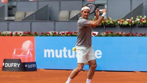 ​VIDEO Așteptarea a luat sfârșit - Roger Federer, din nou pe zgură