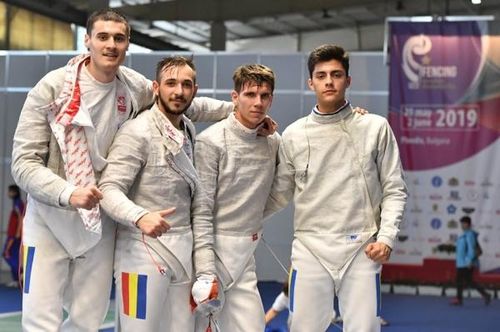 Echipa de sabie a României a câştigat medalia de aur la Campionatul European Under 23