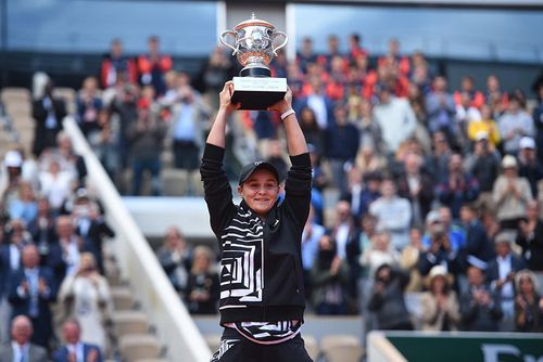 Simona Halep, mesaj pentru noua campioană de la Roland Garros: "Bucură-te de acel trofeu minunat"