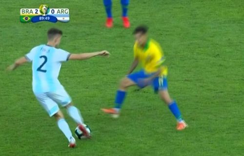 VIDEO Momentul în care Argentina a fost "peste" Brazilia - Driblingul zilei reușit de Juan Foyth