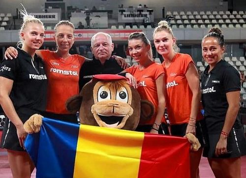 Componentele echipei feminine de tenis de masă a României, campioane europene, au fost decorate de preşedintele Klaus Iohannis