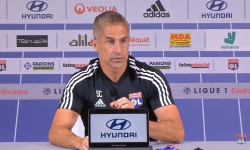 Sylvinho a fost demis de Olympique Lyon din cauza rezultatelor slabe