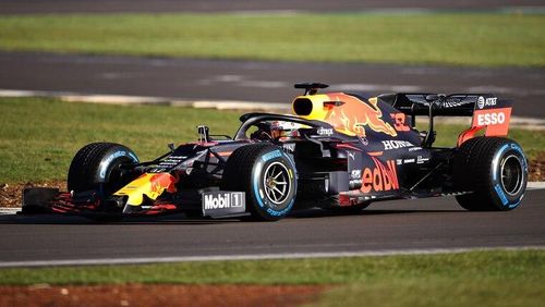 FOTO VIDEO Red Bull Racing a prezentat monopostul pentru noul sezon din Formula 1